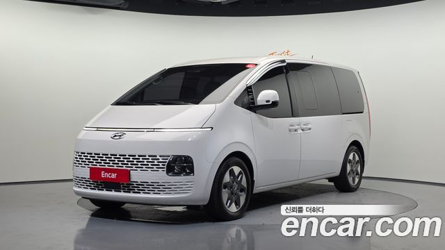 Hyundai Staria 4WD 9 мест, фото 1 из 4